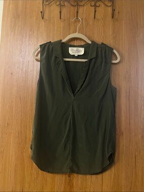 Rory Beca Olive V-Neck Sleeveless Blouse